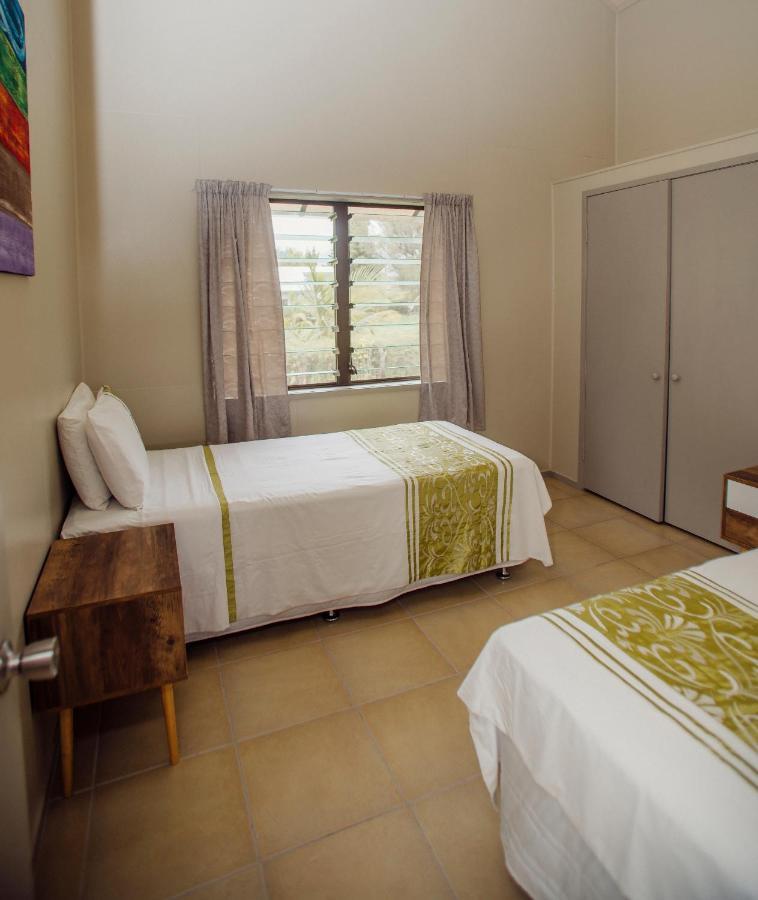 Nikao Beach Bungalows Раротонга Екстер'єр фото